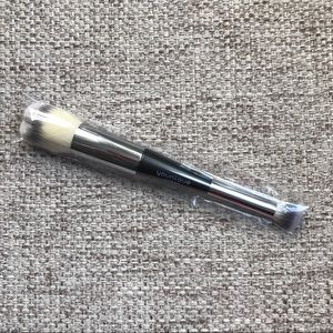 younique concealer brush